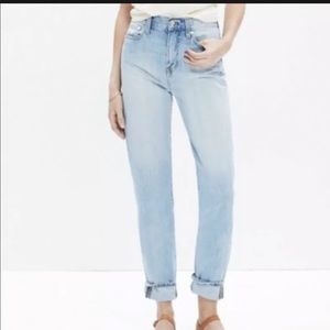Madewell Light-Wash “Perfect Summer Jean”